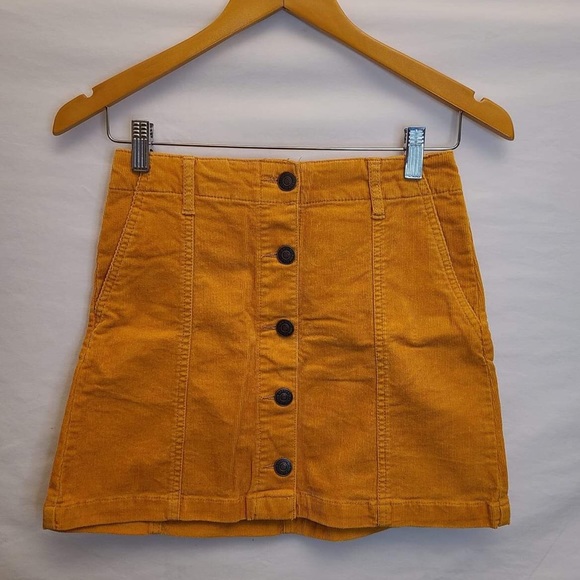 Bundle of Forever 21 Skirts - NWOT - Picture 2 of 8